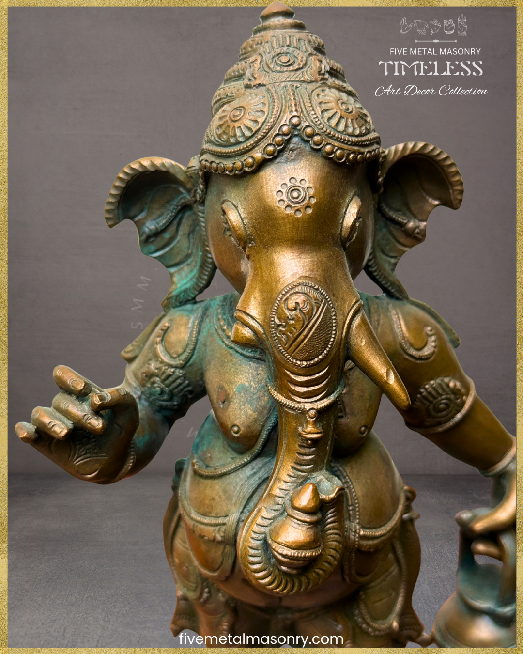 Ganesha with umbrella-Panchaloha Bronze statue – Timeless Collection - Iconography per Shilpa Sastra, Handcrafted lost wax casting – Closeup view