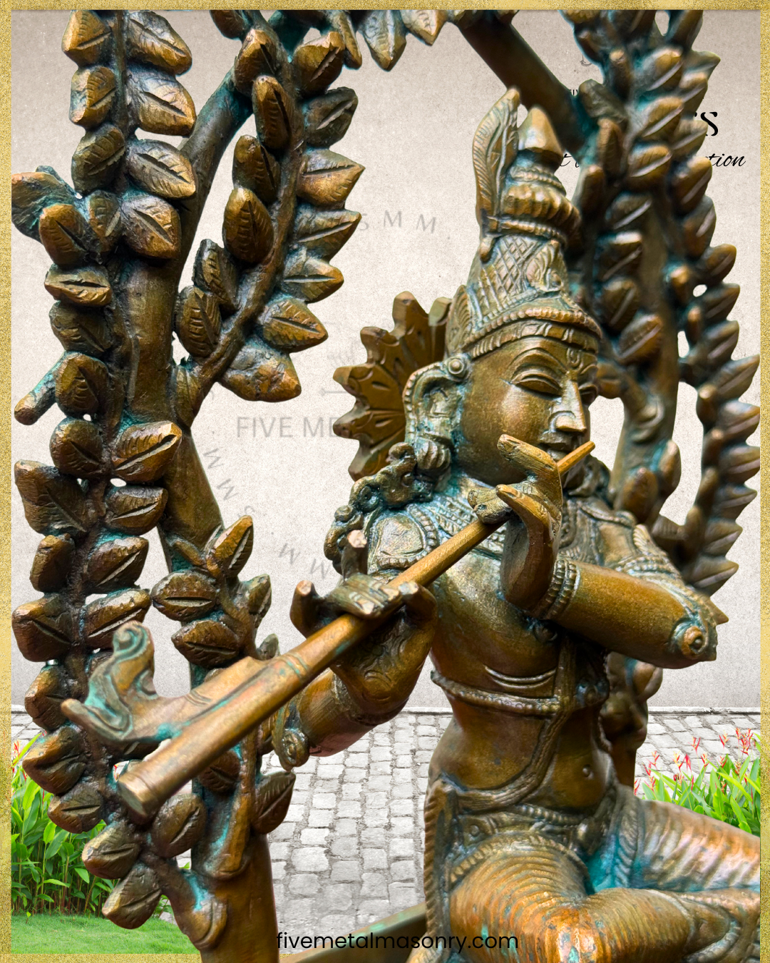 Krishna as Venugopala-Panchaloha Bronze statue – Timeless Collection - Iconography per Shilpa Sastra, Handcrafted lost wax casting – closeup view