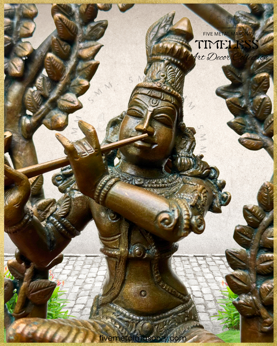 Krishna as Venugopala-Panchaloha Bronze statue – Timeless Collection - Iconography per Shilpa Sastra, Handcrafted lost wax casting – closeup view